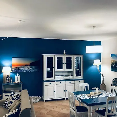 Bluoltremare Apartamento *